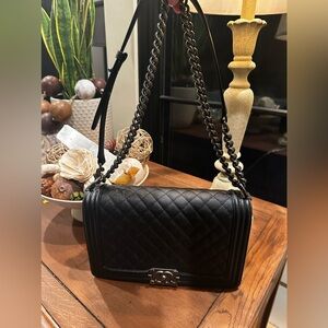 AUTHENTIC BRAND NEW CHANEL LARGE BOY BAG